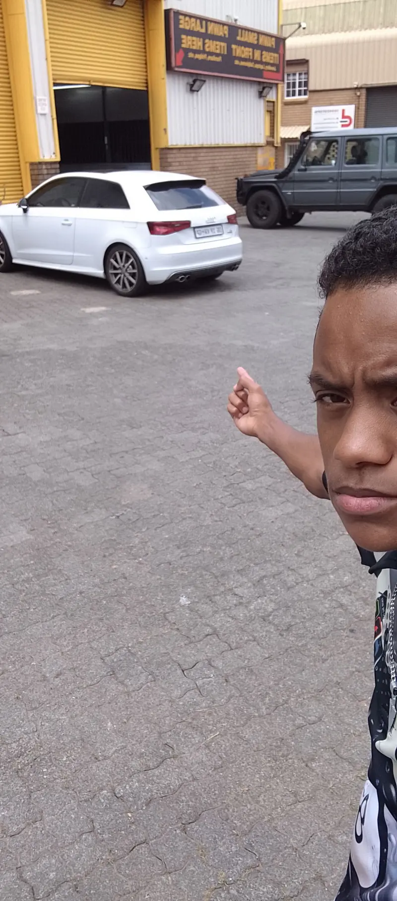 mjthevirgin (18) male from ZA - sexting partner