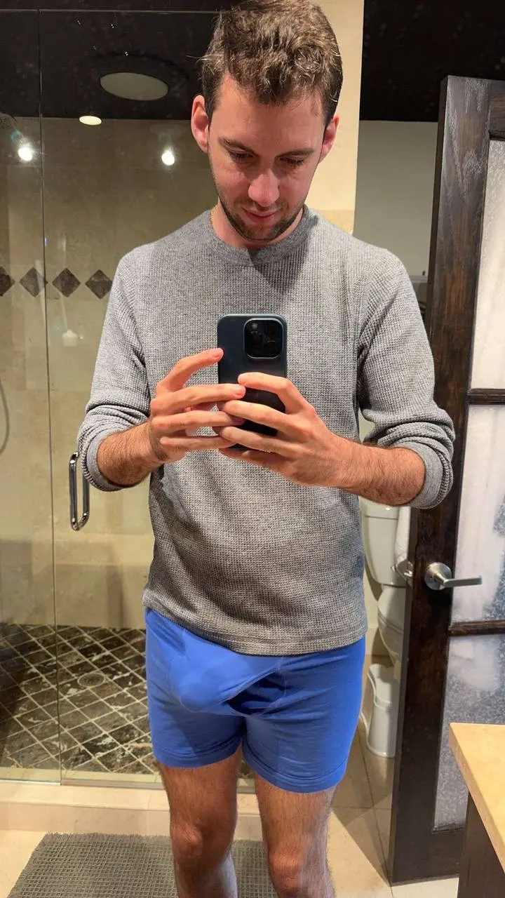 moisturesam14 from US