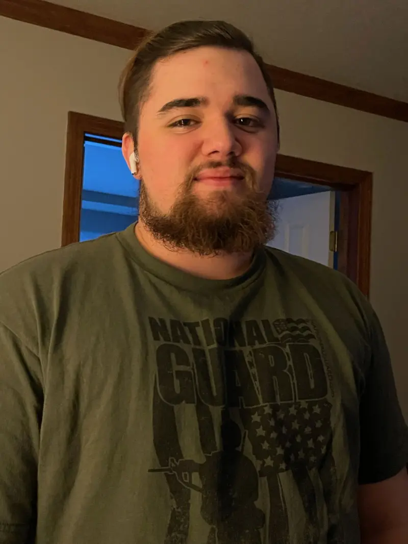 mortensenbraden211 (21) male from US - sexting partner