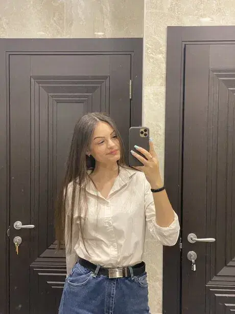 mosocam534 (23) female from CH - sexting partner