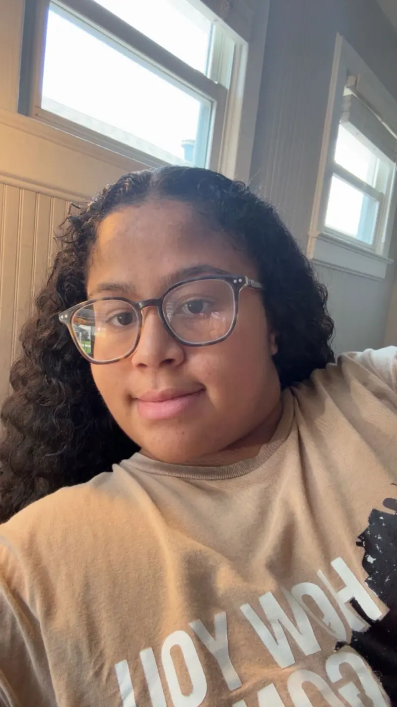 myajanell (18) female from US - sexting partner