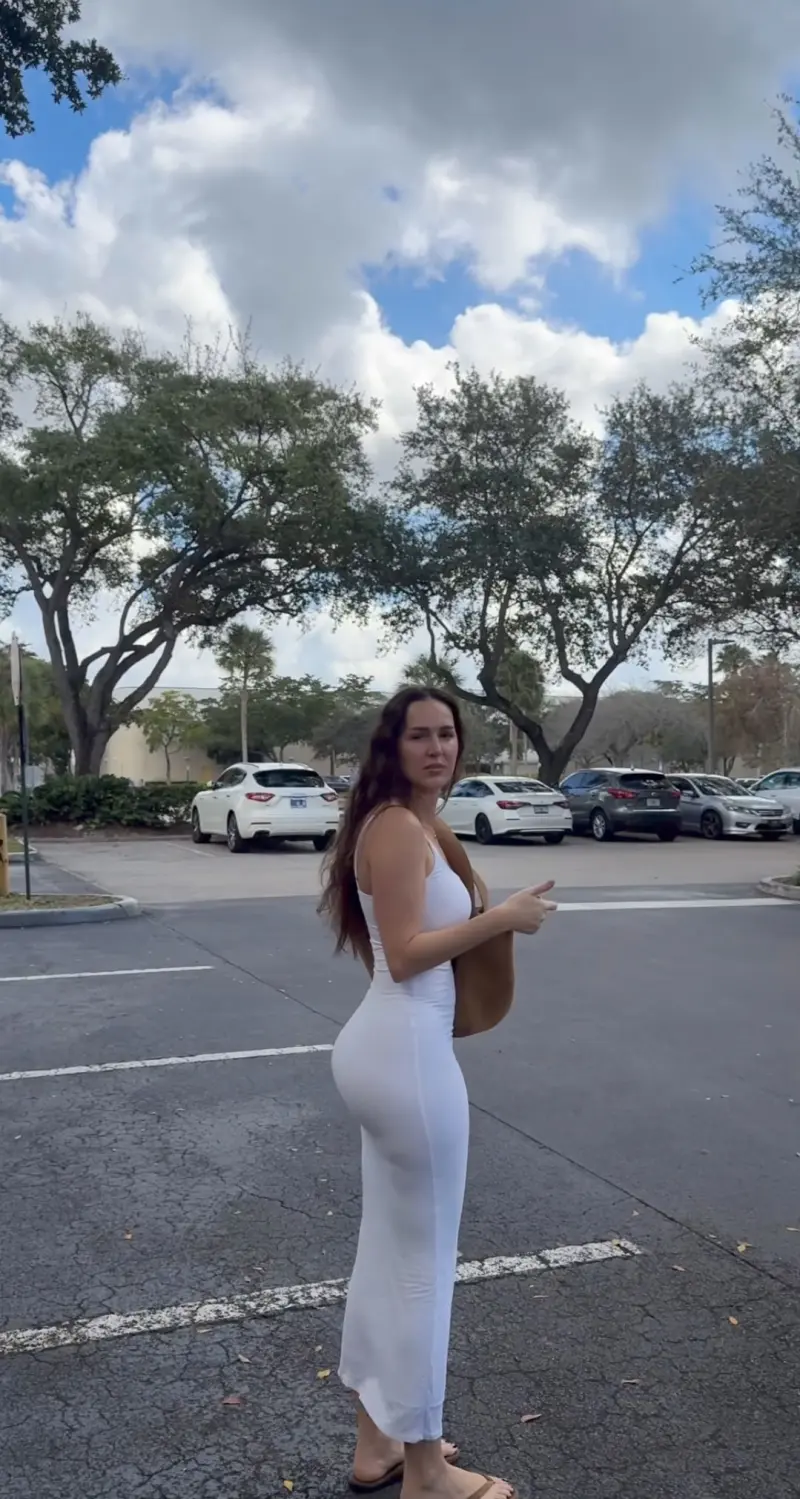 nafikl (23) female from US - sexting partner