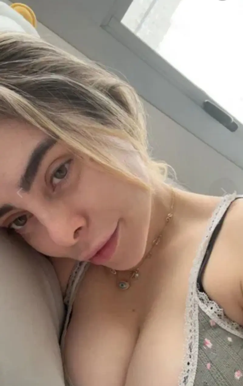 nafzpk (21) female from US - sexting partner