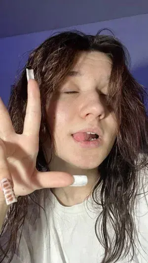 natasha54hd665 (22) female from US - sexting partner