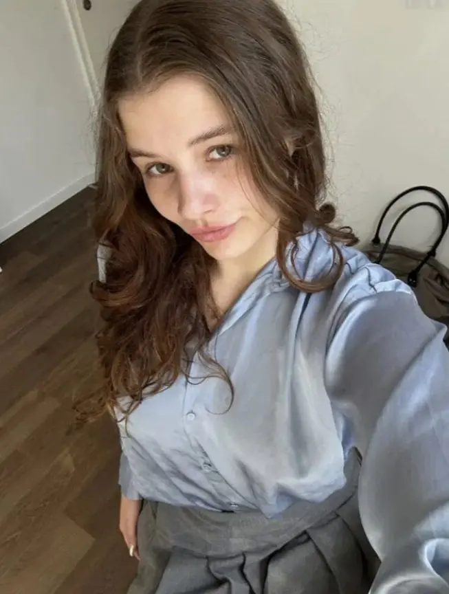 naxipil (21) female from US - sexting partner