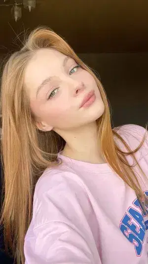 negeyod935 (18) female from US - sexting partner