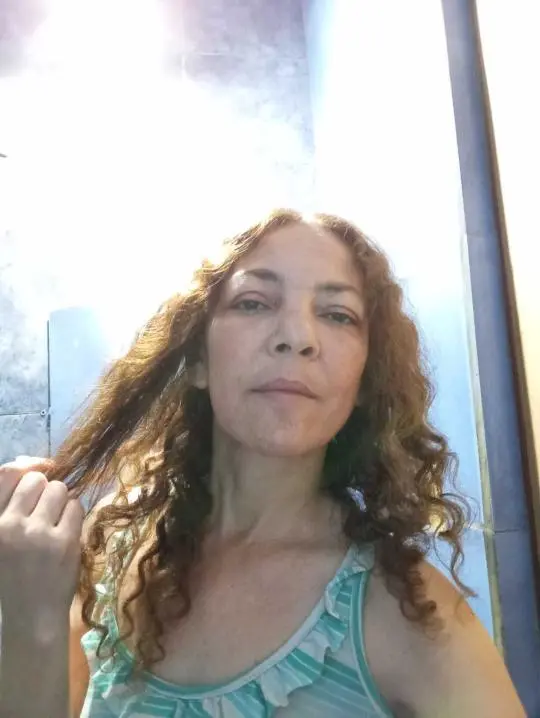 nelepequ (18) female from AU - sexting partner