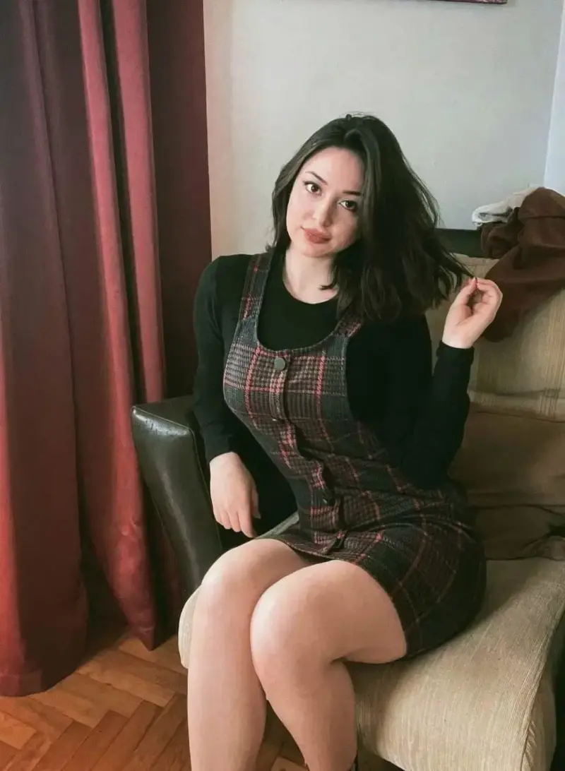 nemoci5818 (18) female from CH - sexting partner