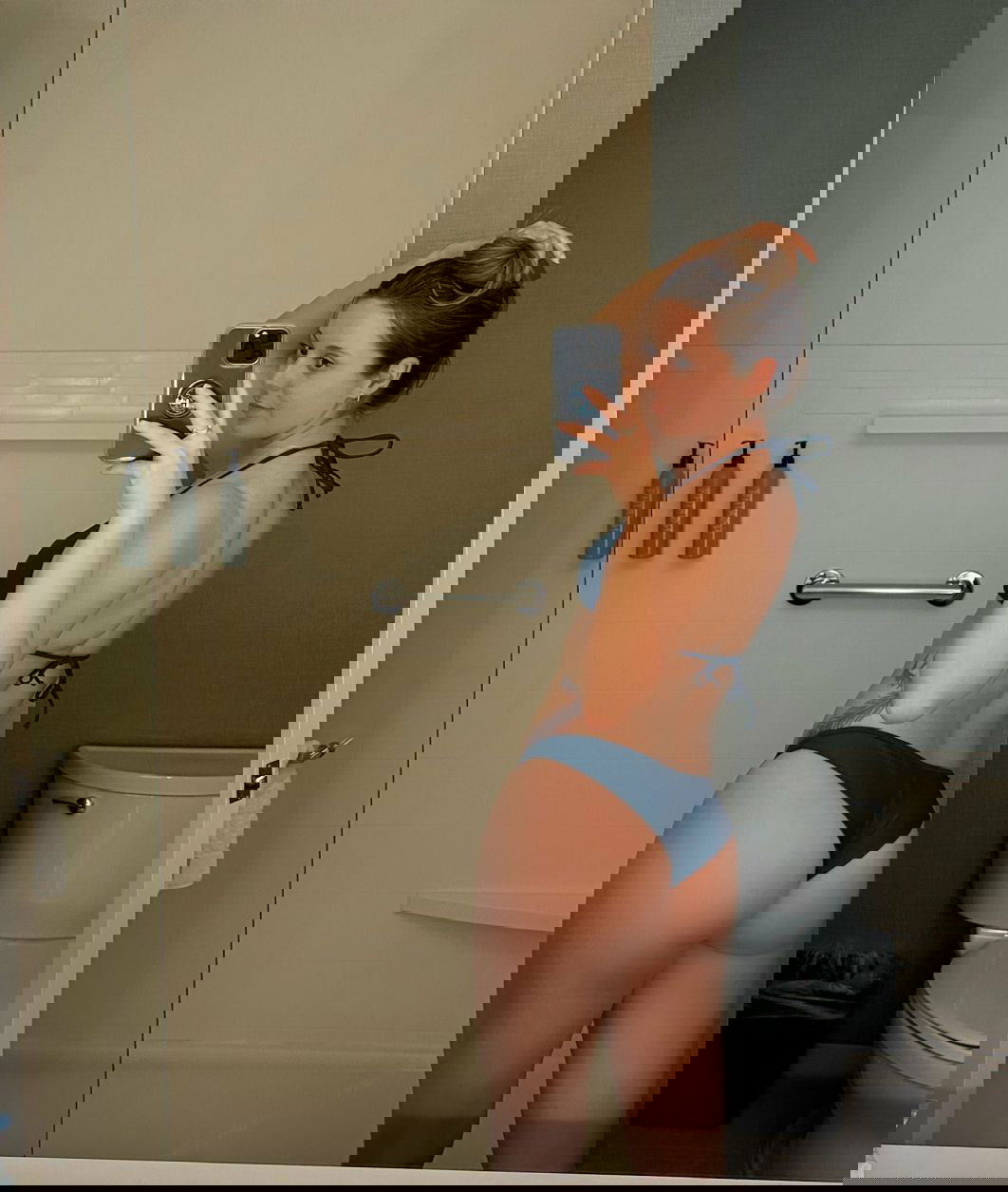 nepela7287 - United States sexting partner