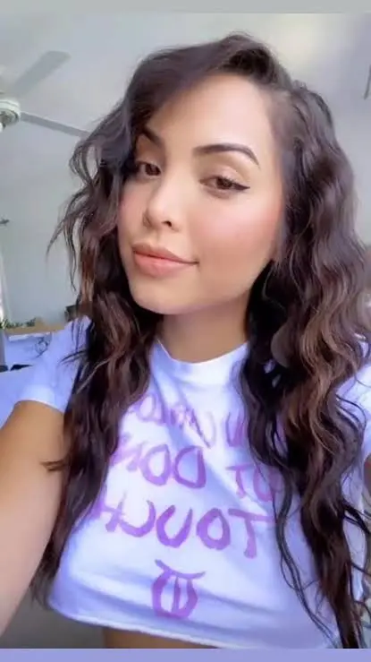 nickyisabell46 from US