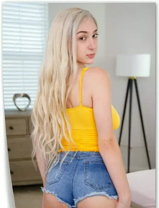 nidor18203 (22) female from US - sexting partner