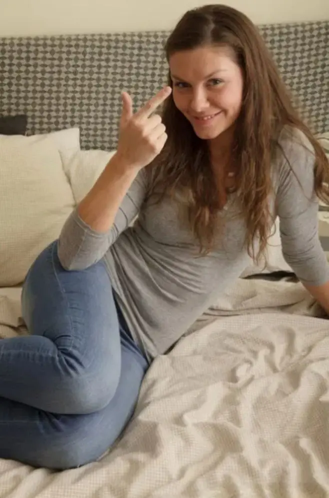 nigafaty (22) female from US - sexting partner