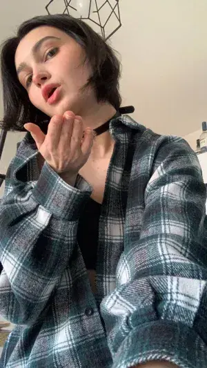 niloma1614 (21) female from DK - sexting partner