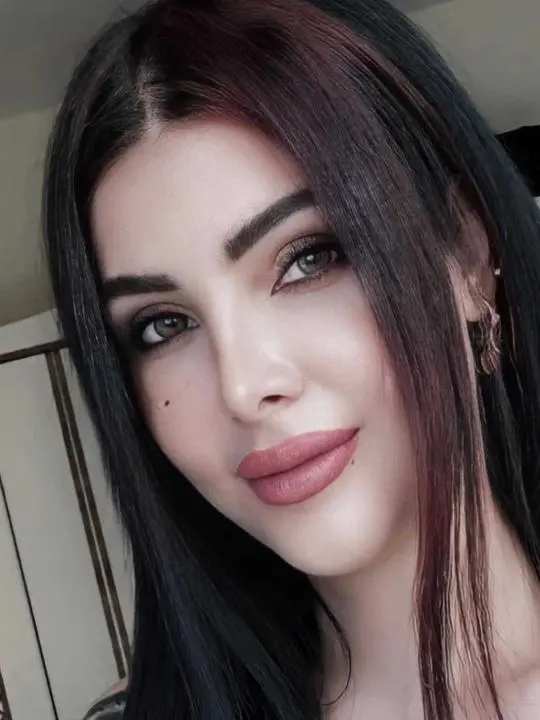 niqaxavo (18) female from US - sexting partner