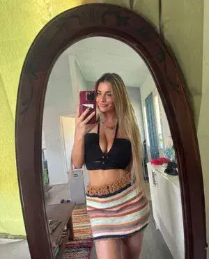 nogol16191 (18) female from US - sexting partner