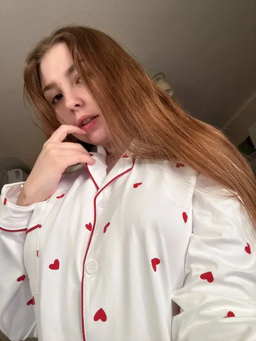 olivialilyxyz675 (20) female from GB - sexting partner