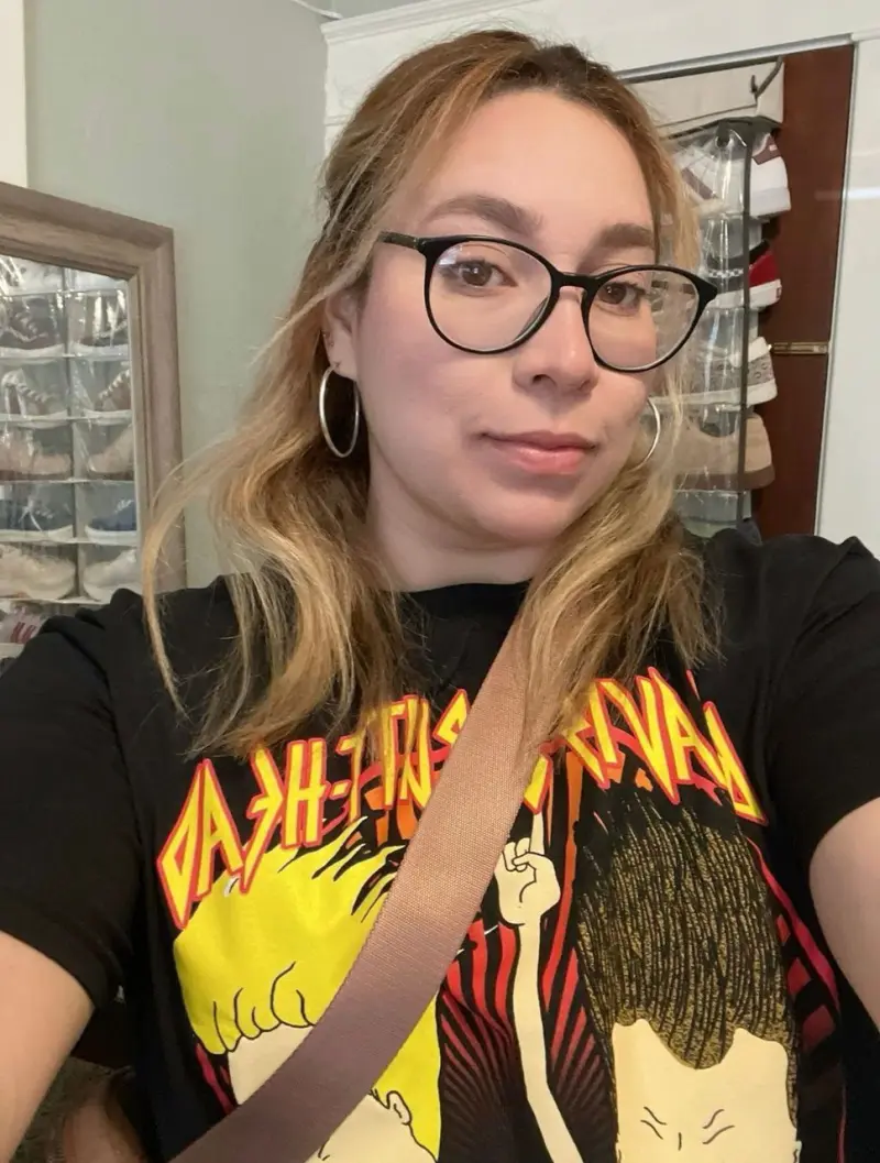 oliviathedomme44 from US