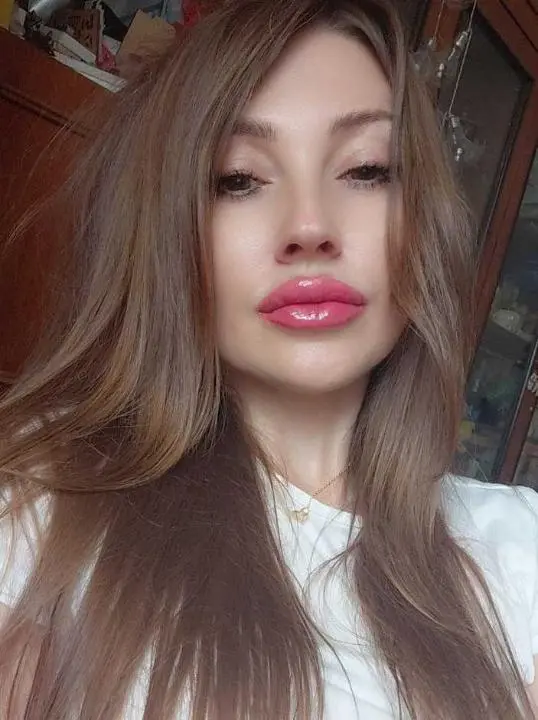 ovuqtmk (25) female from GB - sexting partner