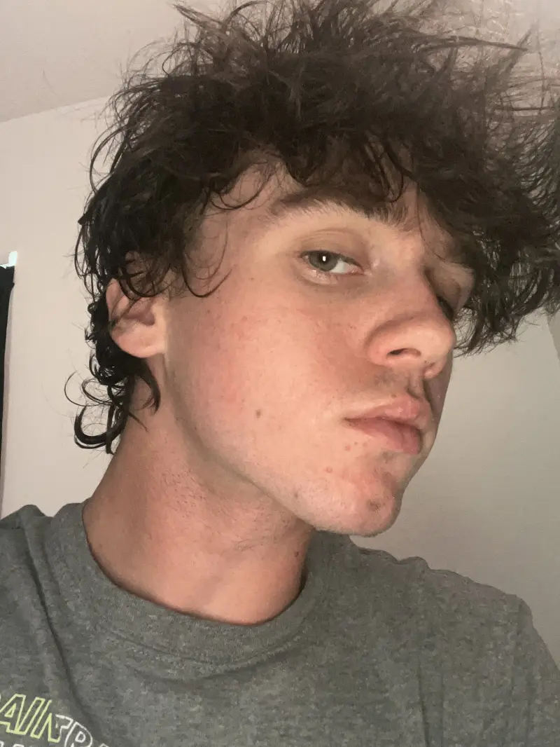 parkerbw2010 - 18 years old male from United States sexting partner