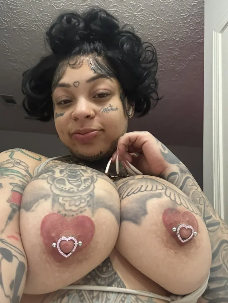 parsow143 (18) female from US - sexting partner