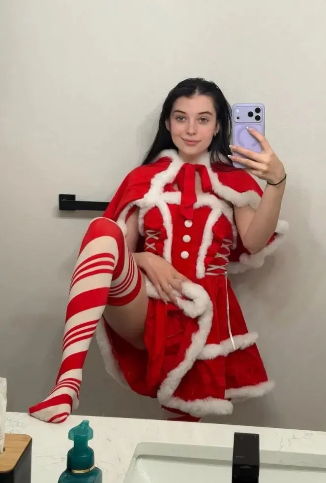 patega (21) female from US - sexting partner