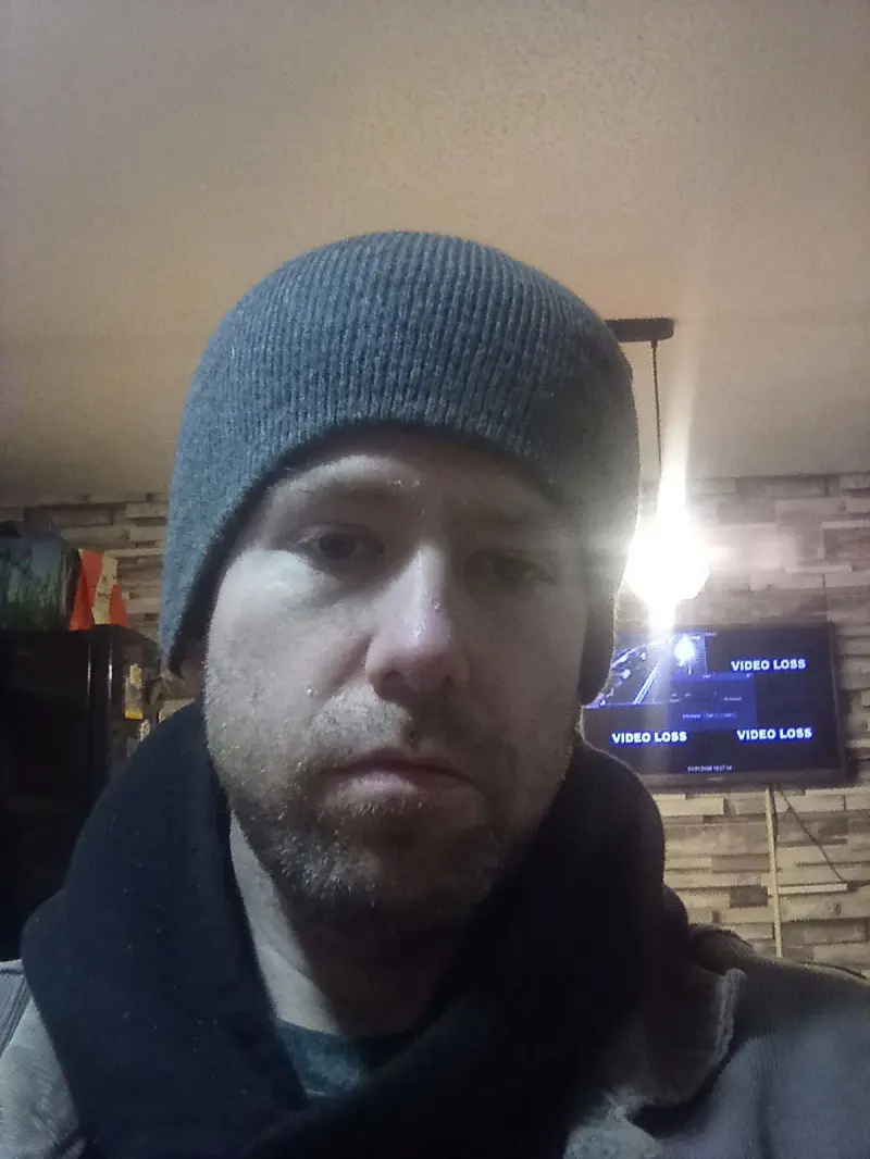 paulsimondavies45 (38) male from GB - sexting partner