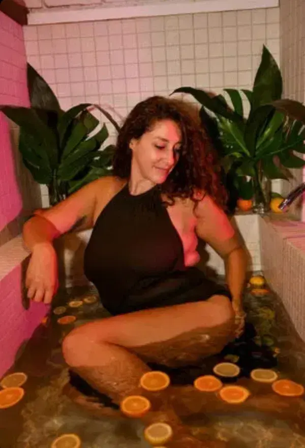 pegetec178 (23) female from GB - sexting partner