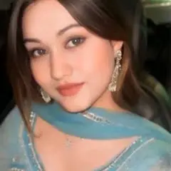 pikoji9325 (18) female from GB - sexting partner