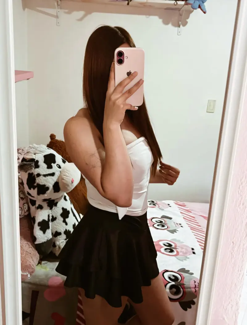 povol49016 (22) female from US - sexting partner