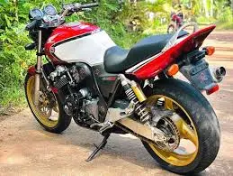 psathsara172 from LK