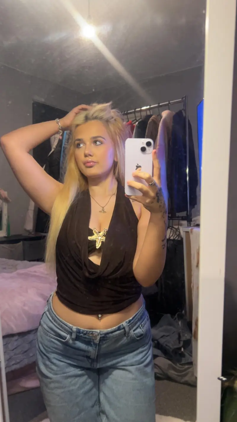 pumeqa (18) female from US - sexting partner