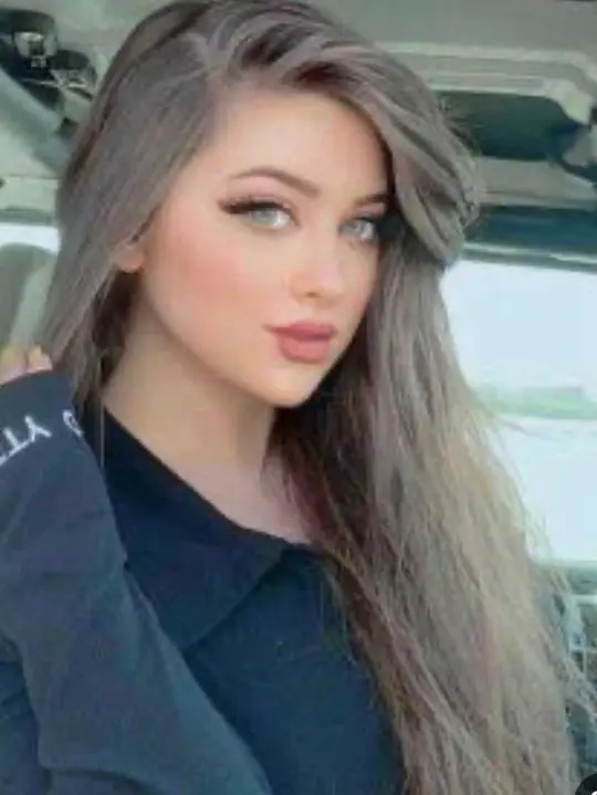 qarukylo (18) female from IE - sexting partner