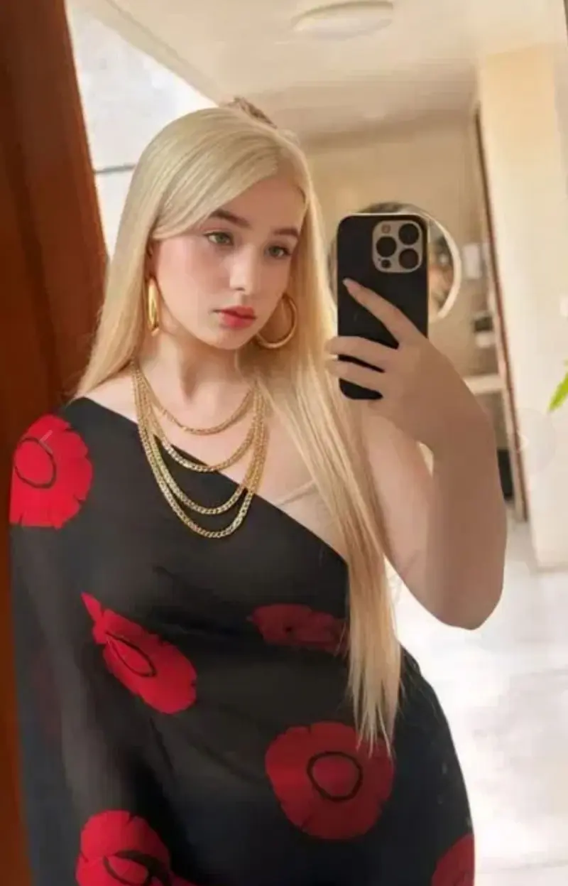 qazemefi (22) female from GB - sexting partner