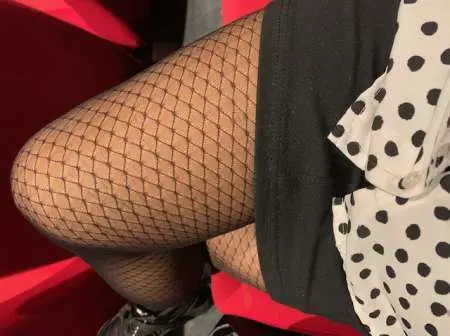 qygobuxu (19) female from DE - sexting partner