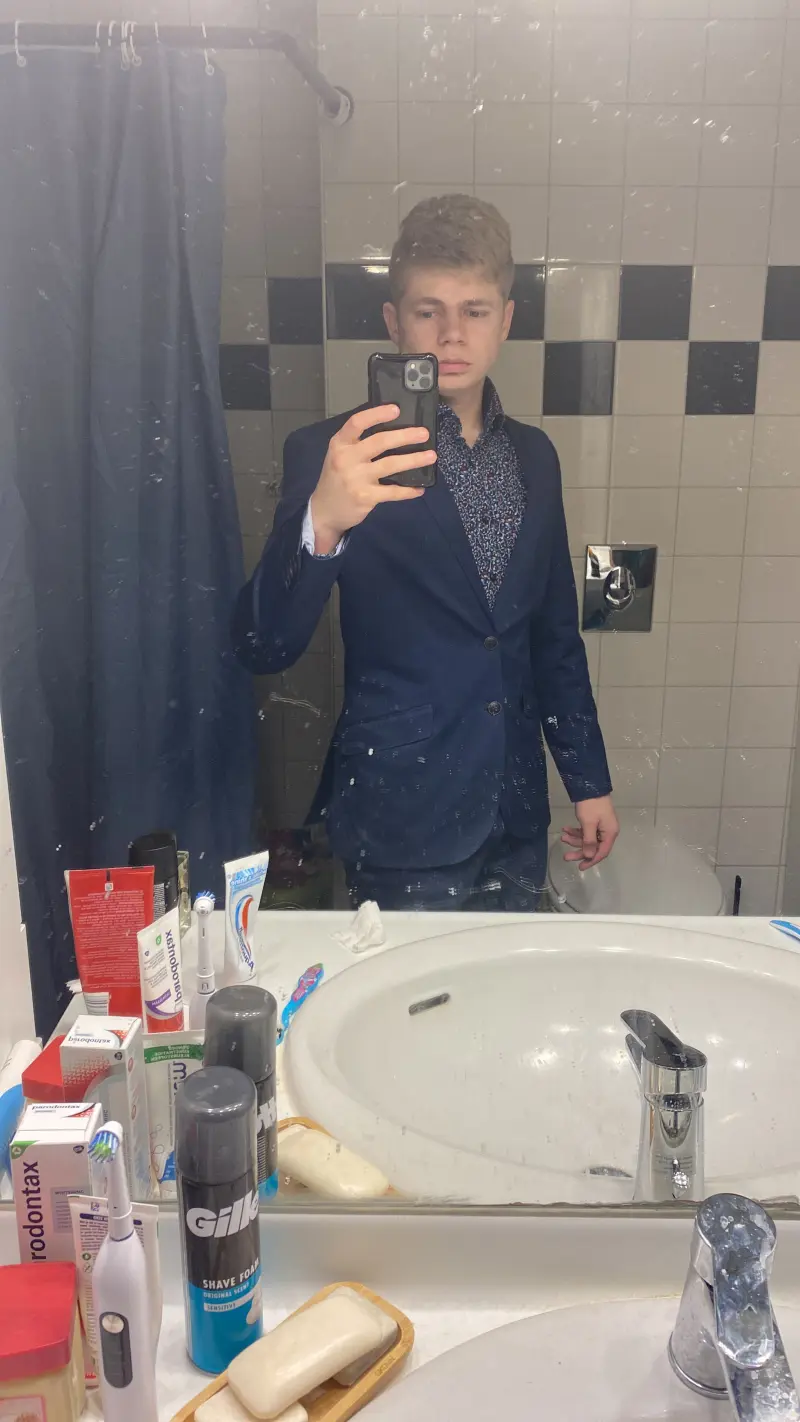 rafaatje (21) male from NL - sexting partner