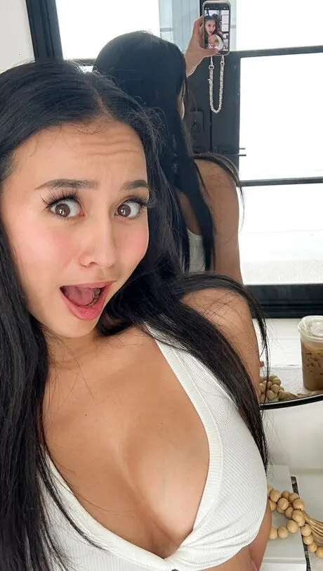 rajabim844 (25) female from GB - sexting partner