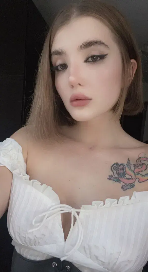 rasabe2915 (19) female from US - sexting partner