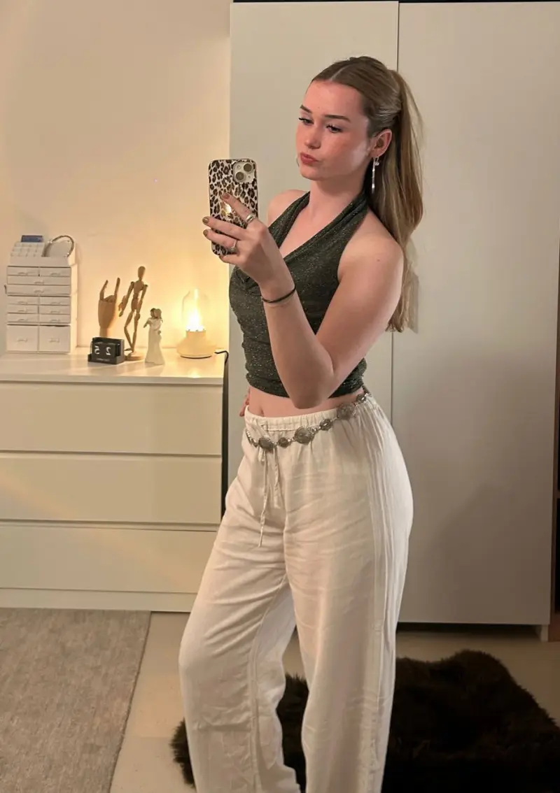 rasyxafa (18) female from DE - sexting partner