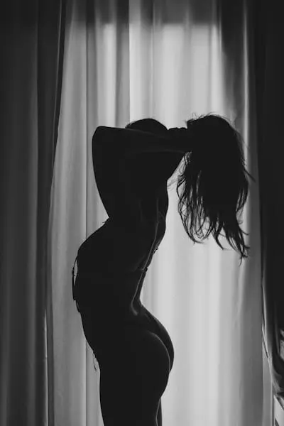 raxynoqu (18) female from CA - sexting partner