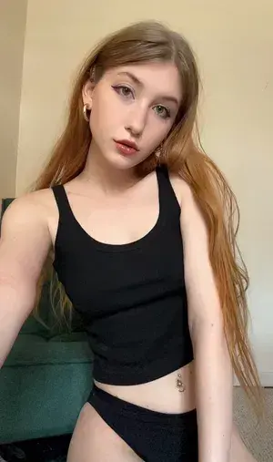 reazderfeaz (19) female from US - sexting partner