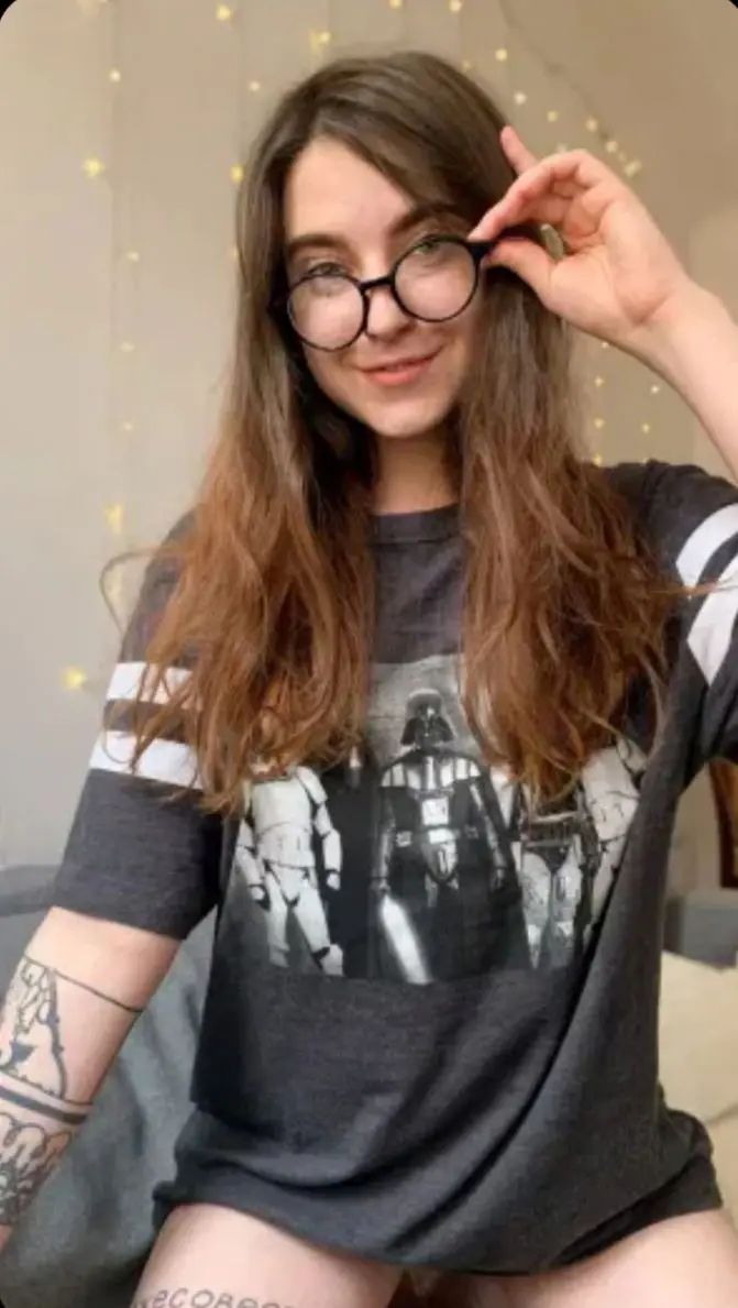 repsikar (18) female from US - sexting partner