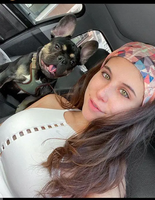 rita3 (18) female from US - sexting partner