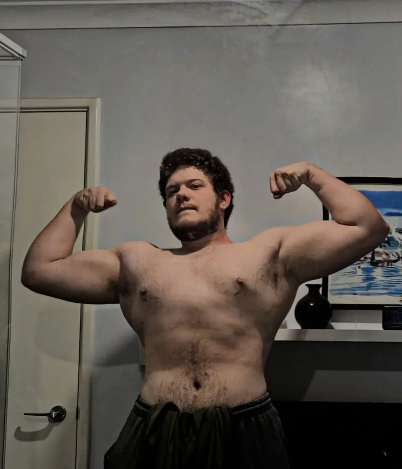 roadkil (18) male from ZW - sexting partner