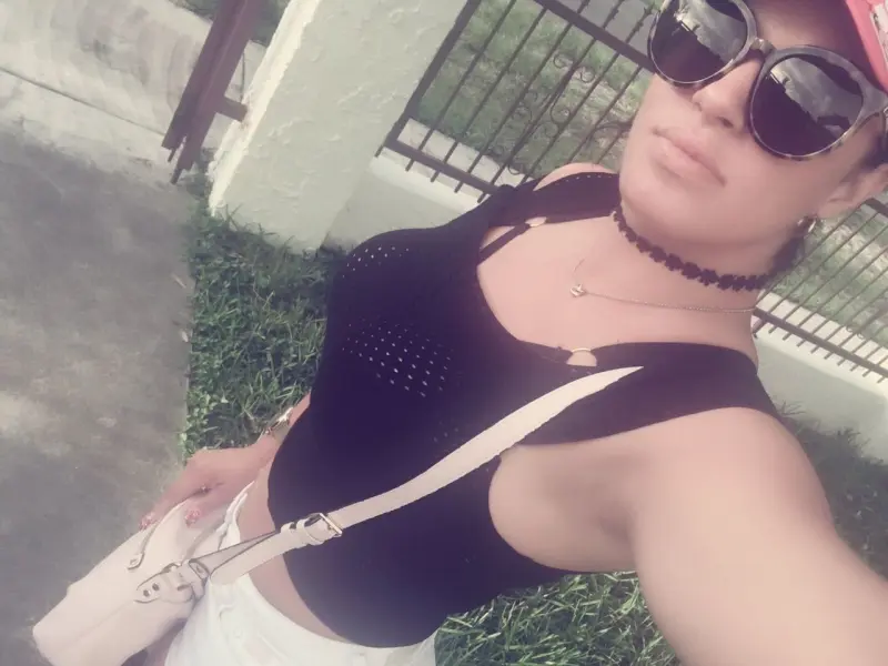 roselove - 18 years old female from United States sexting partner