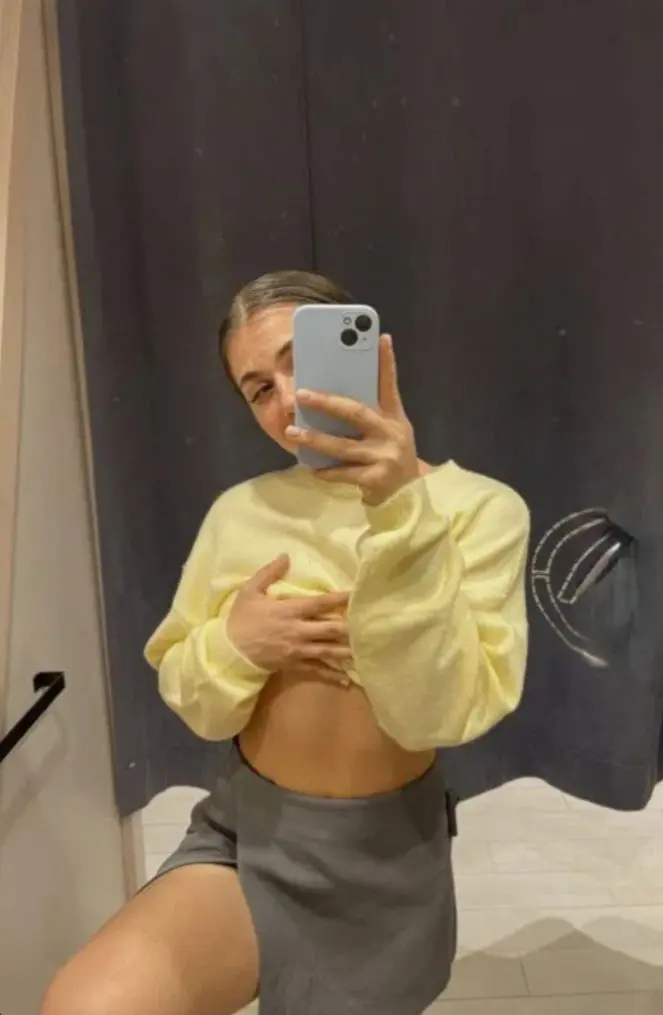 rsdthbn (23) female from GB - sexting partner