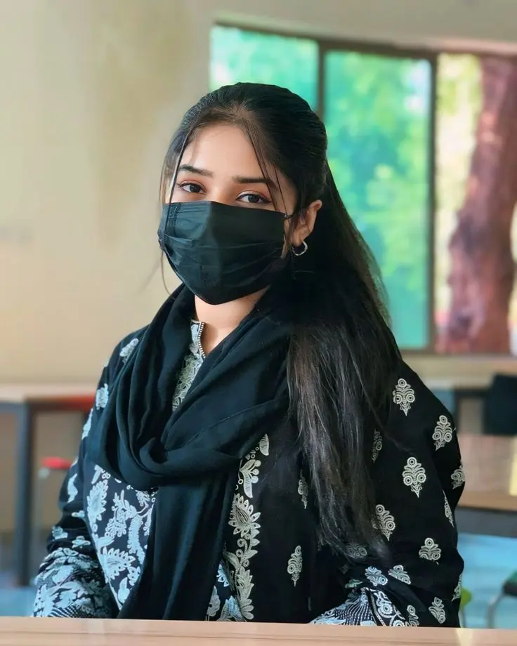 rylipa (18) female from DE - sexting partner