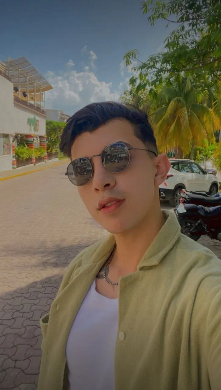 sakacristofer from CO