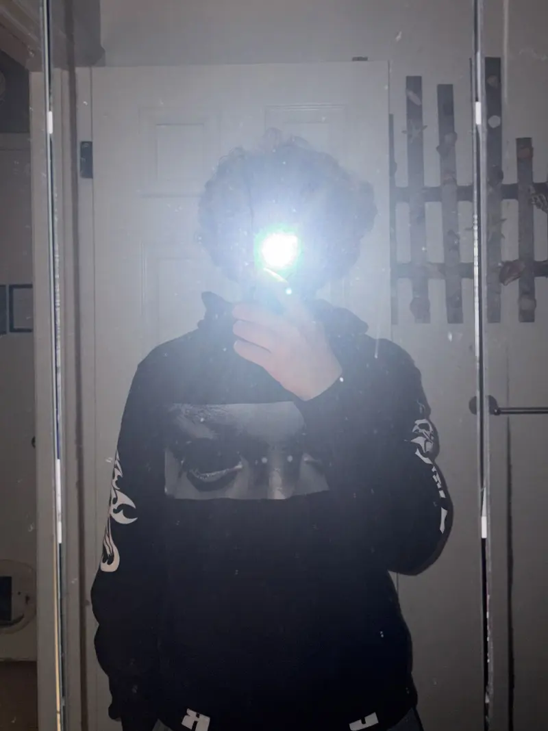 sebas1738 (18) male from US - sexting partner