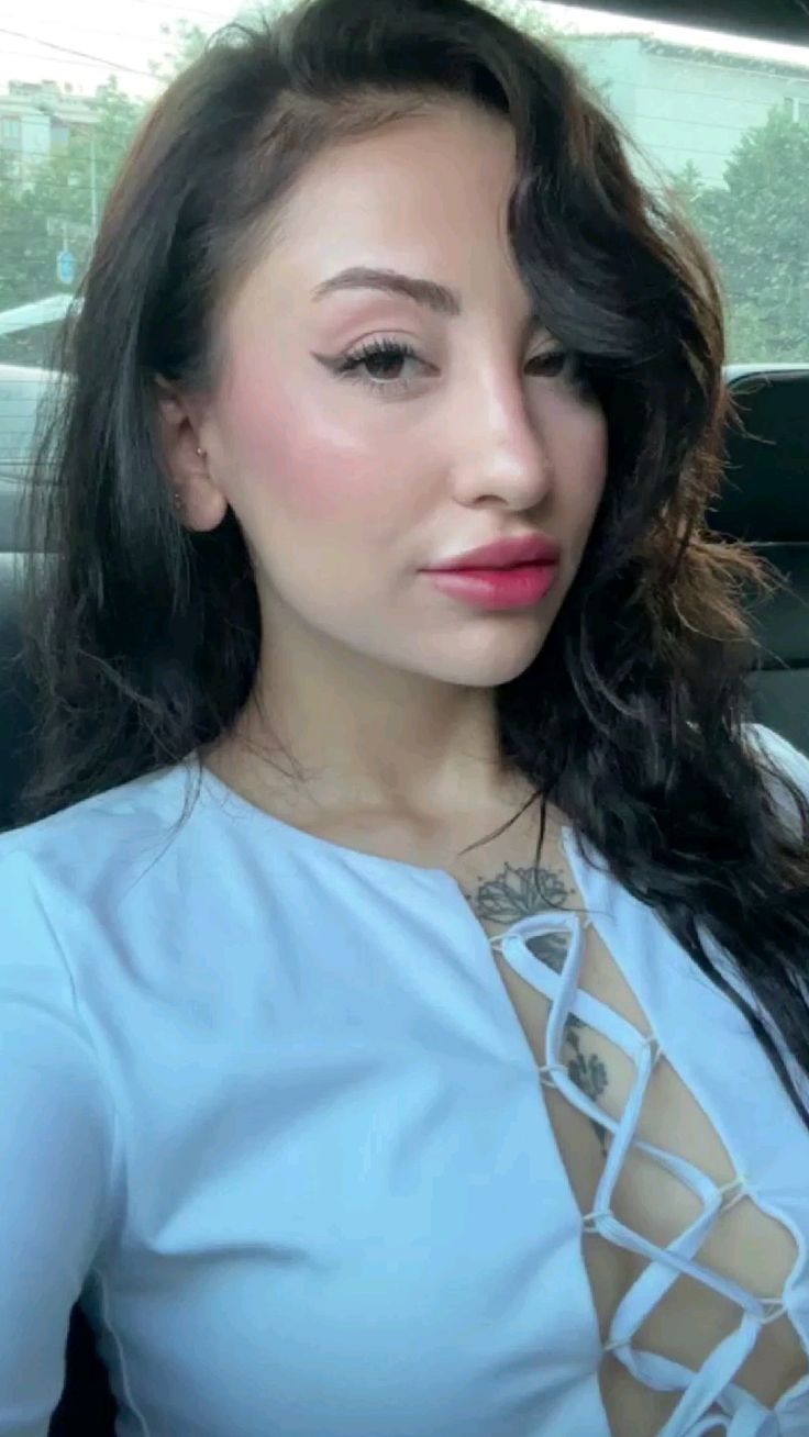 sexyskylar16 from US