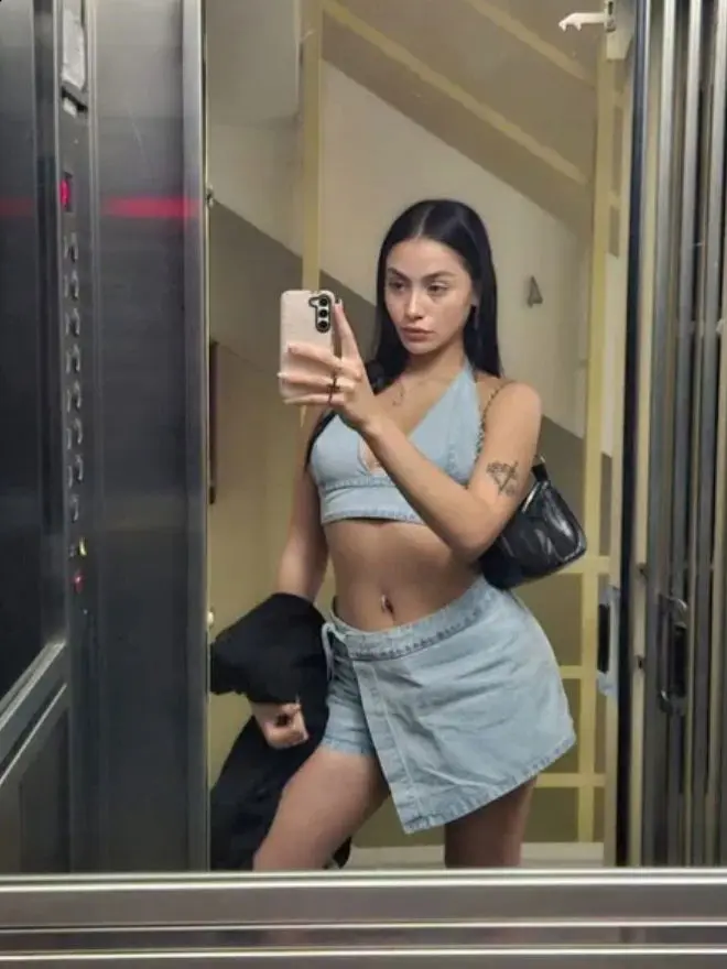 seyanap (22) female from US - sexting partner